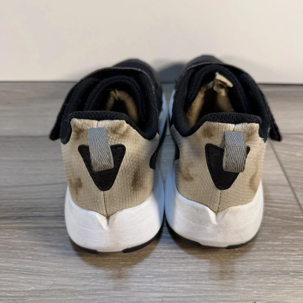 New Balance Unisex-Child Rave V2 Lace Hook‎ and Loop Wide Kids Size 5